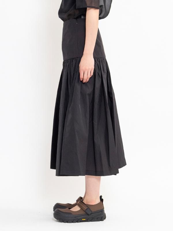 SHIRRING CULOTTE PANTS-シャーリングキュロットパンツ-AMOMENTO