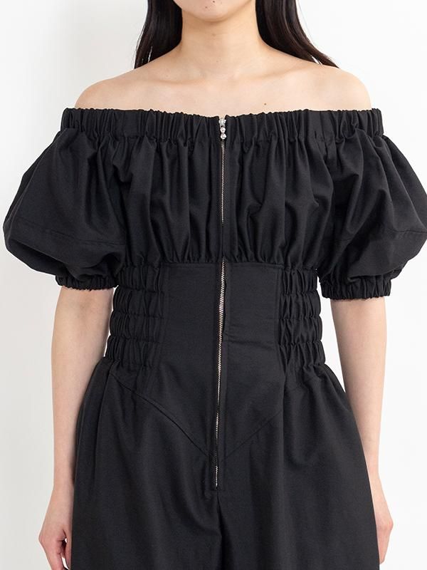 【新品】フェティコ（FETICO）オフショルダー ジャンプスーツ 25SS】FETICO フェティコ / FAUX-LEATHER SATIN OFF-SHOULDER
