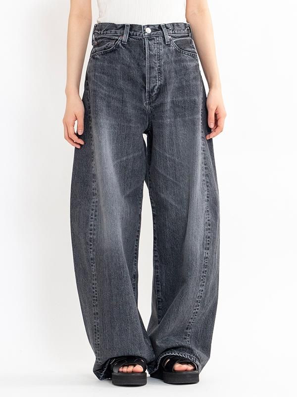 DENIM BARREL LEG JEANS-デニムバレルレッグジーンズ-HYKE DENIM BARREL LEG JEANS-デニムバレルレッグジーンズ-HYKE