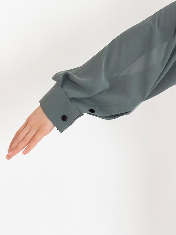 【 HYKE ハイク】¥37,400 即完売グリーン シャツ スリット袖 HYKE ハイク】¥37,400 即完売グリーン シャツ スリット袖