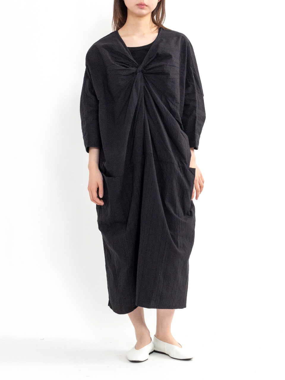 コズミックワンダー　ローブドレス　ワンピース Survin cotton broadcloth geometry sleeve wrapped dress