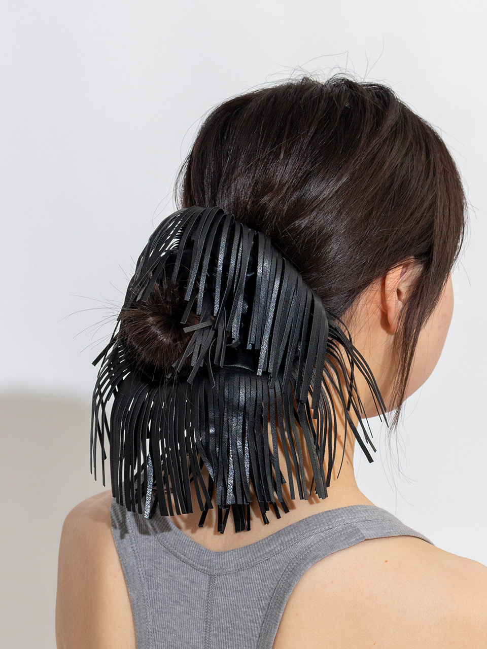 Faux Leather Fringe Scrunchie-フェイクレザーフリンジシュシュ