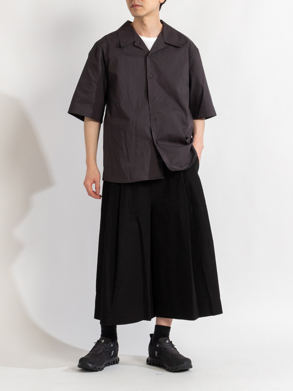 WIDE BERMUDA PANTS-ワイドバミューダパンツ-AMOMENTO（ア