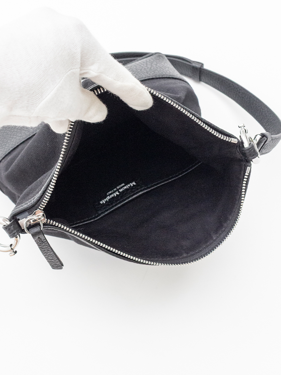 関税込★VIP価格【Meison Margiela】 5AC Hobo Small Maison Margiela Black 5AC Hobo Small Bag for Men and Women