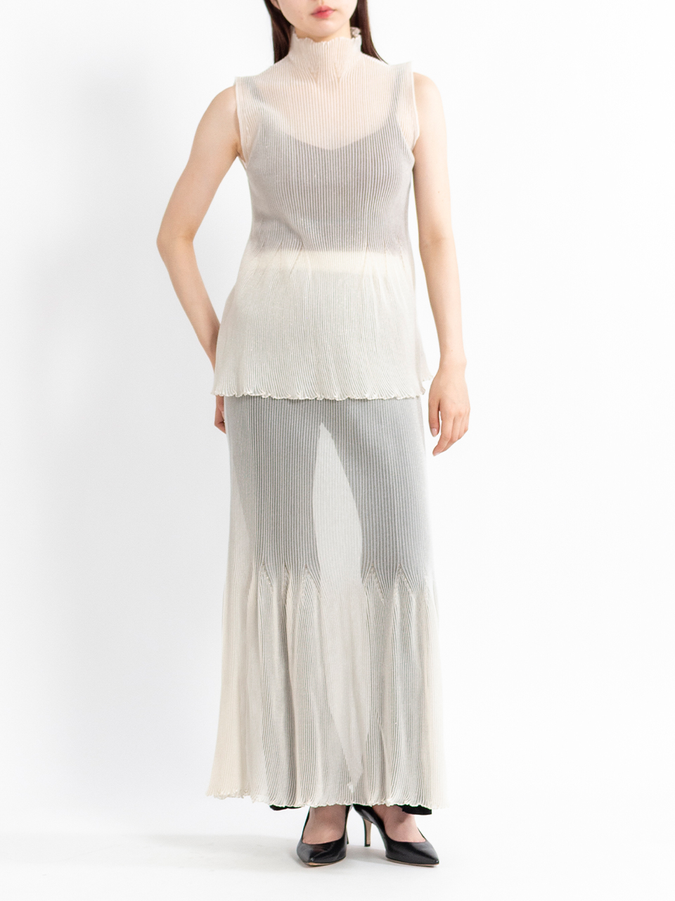 HYPHA LUCENT GLITTER SLEEVELESS TOP-ハイファルセント