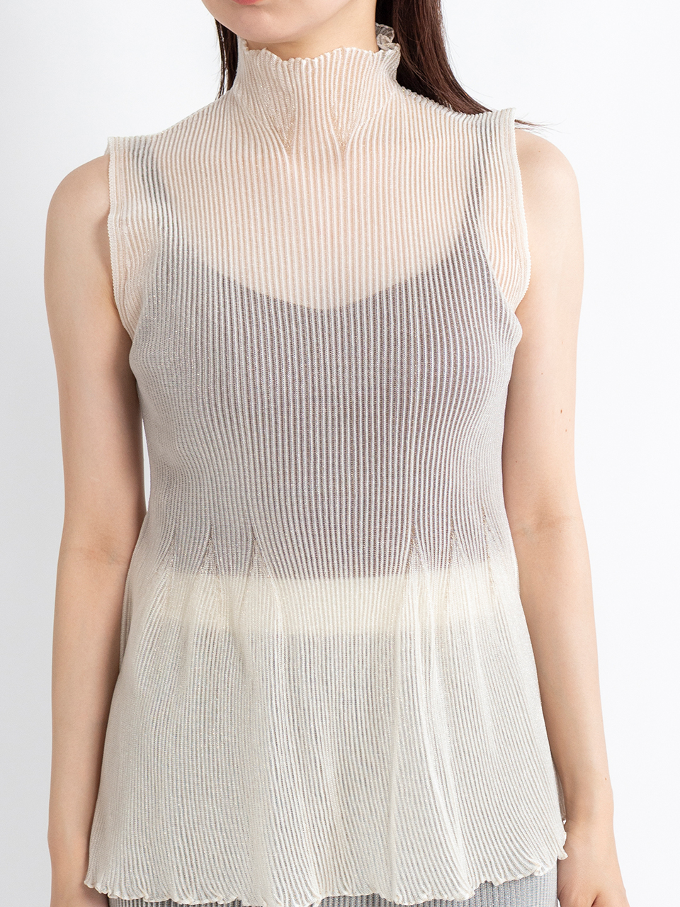 CFCL HYPHA LUCENT CAMISOLE タグ付き未使用 新品未使用CFCL HYPHA LUCENT CAMISOLE - メルカリ