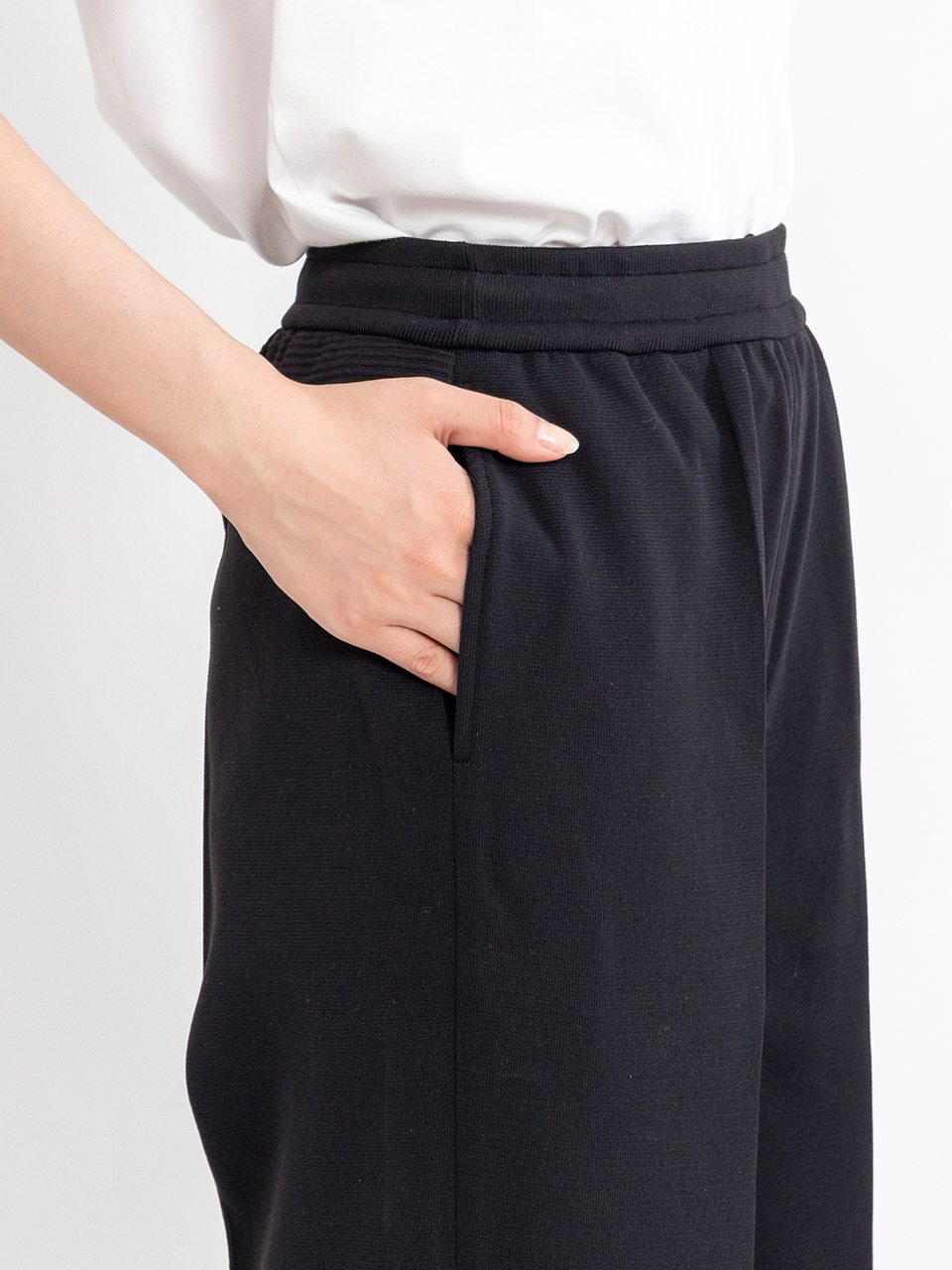 SOFT MILAN SEMI WIDE PANTS-ソフトミランセミワイドパンツ-CFCL