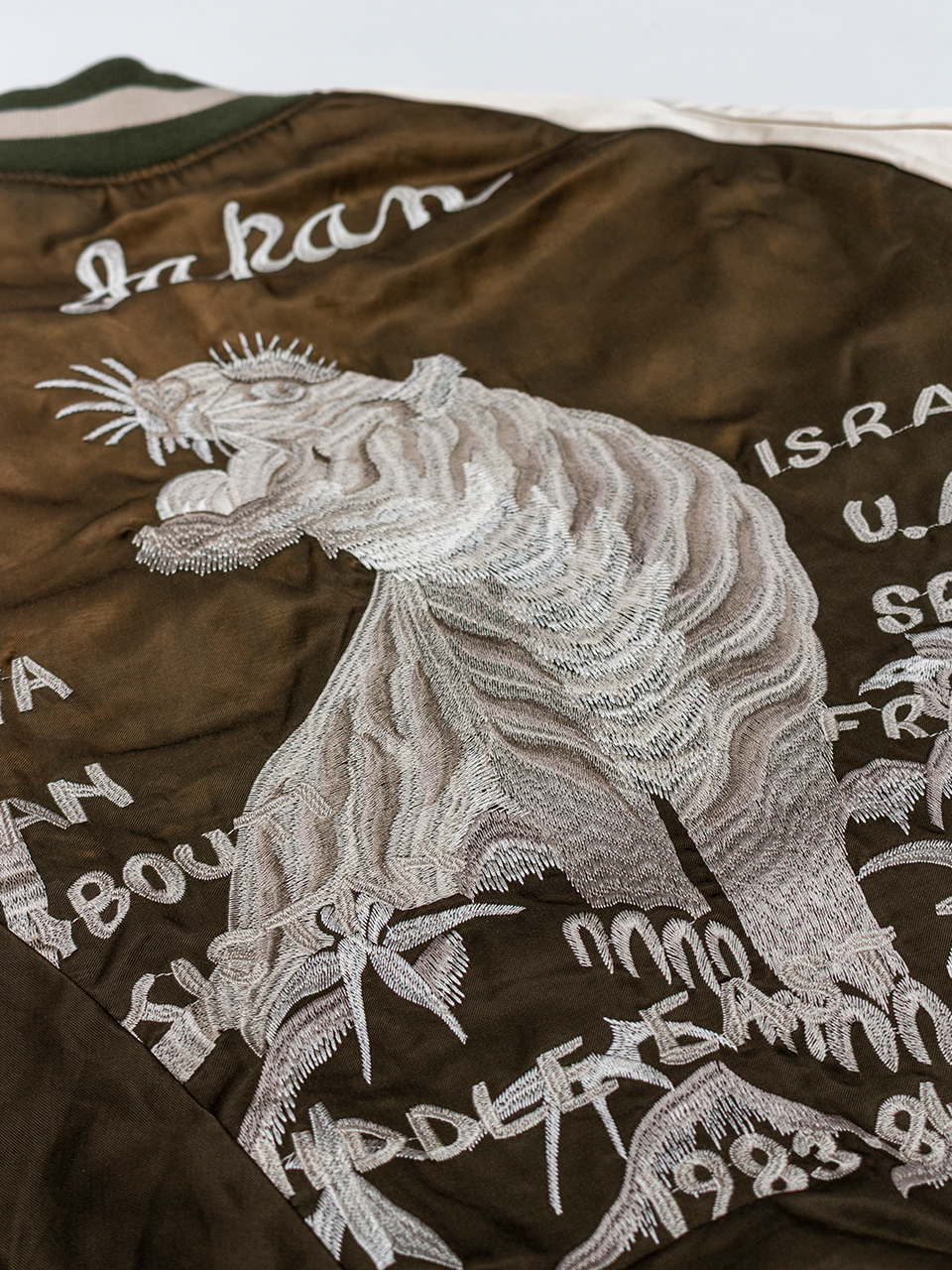 DISTORTED CUTTING SOUVENIOR JACKET-ディストーティド