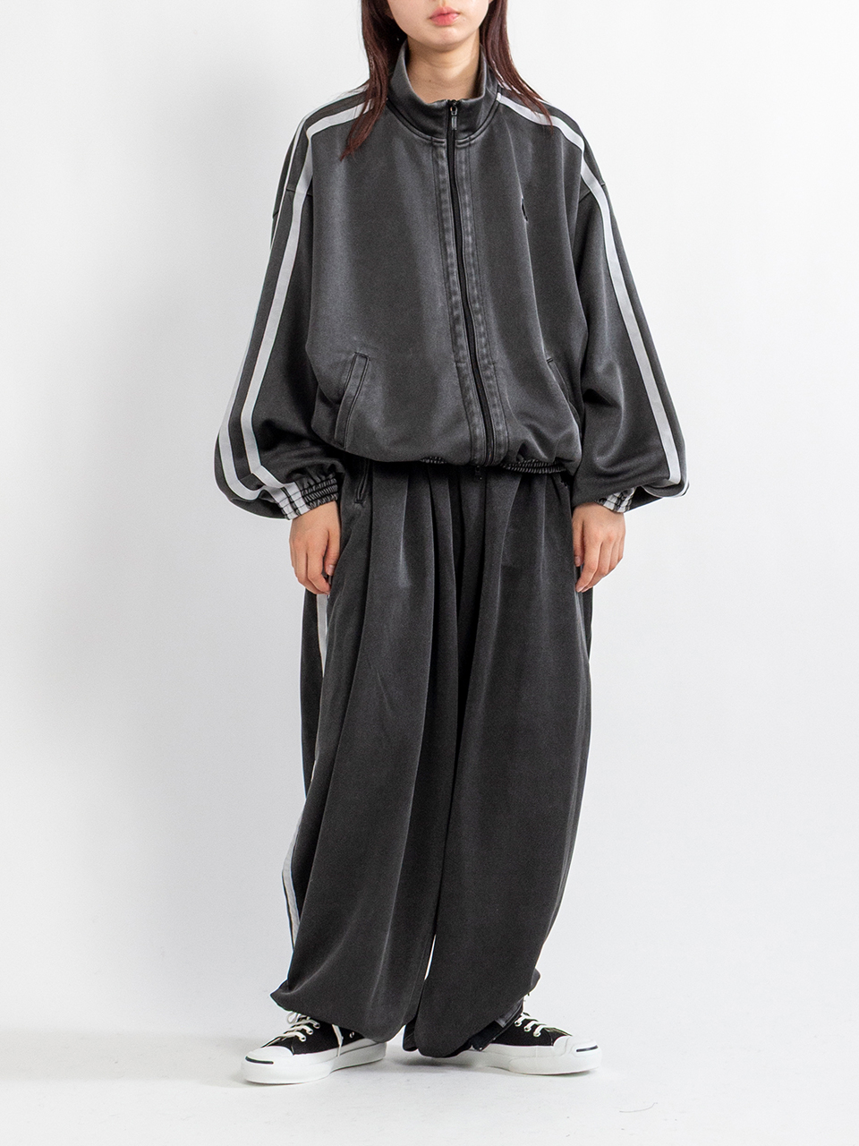 FADED BLACK TRACK PANTS-フェイデッドブラックトラックパンツ