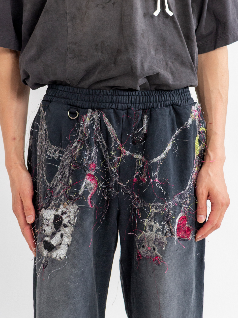 EMBROIDERED CHAIN SWEATPANTS-エンブロイダードチェーン