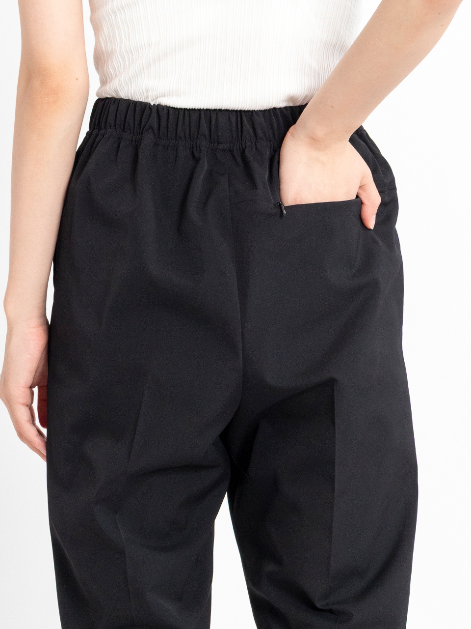 HYKE パンツ TASLAN TAPERED PANTS 黒 1 レディース TASLAN TAPERED PANTS-タスランテーパードパンツ-HYKE（ハイク