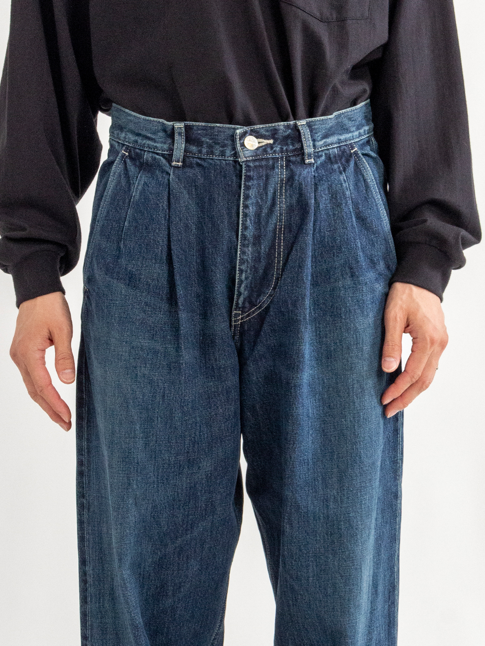 Selvage Denim Two Tuck Tapered Pants-セルビッジデニム