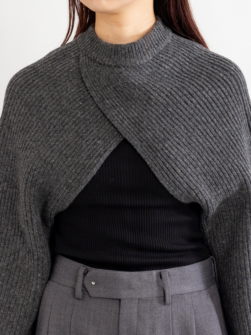HYKE ハイク MOCKNECK CAPE リブニットタッセルフリンジケープ HYKE - HYKE ニットケープの通販 by 🐻's shop｜ハイクならラクマ