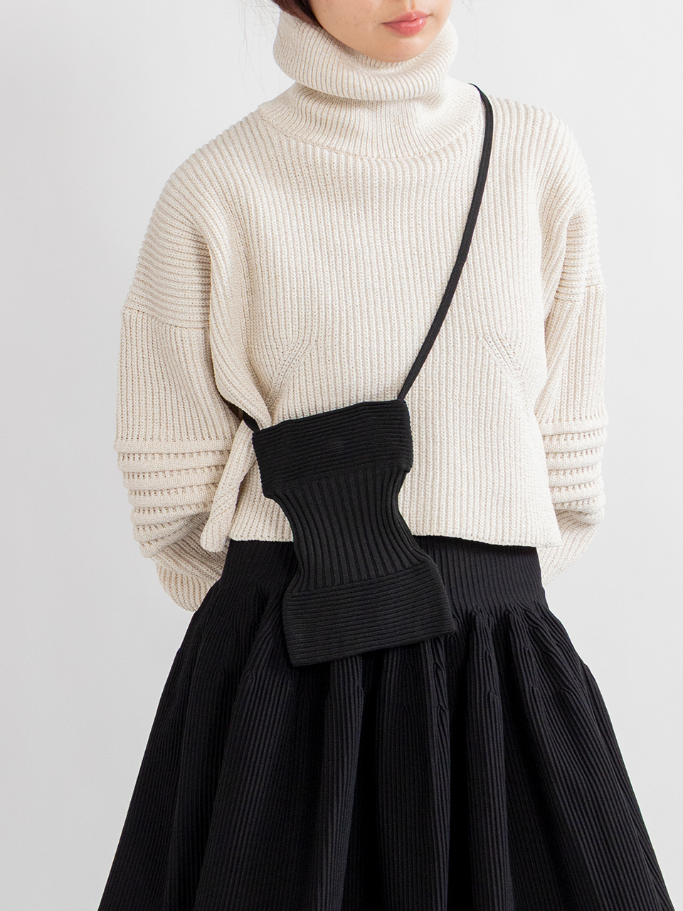 バッグ CFCL STRATA SACOCHE BAG STRATA SACOCHE BAG(FREE BLACK): CFCL: WOMENS｜THE TOKYO