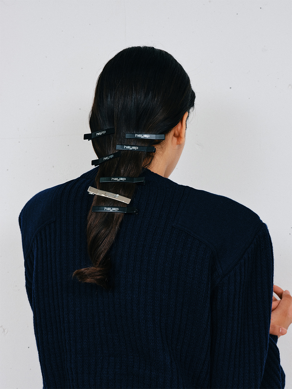 New Logo Hair Clips-4-Piece Set-ニューロゴヘアクリップ-4ピース