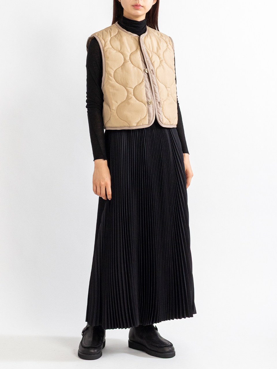 QUILTED CROPPED VEST-キルトクロップドベスト-HYKE（ハイク
