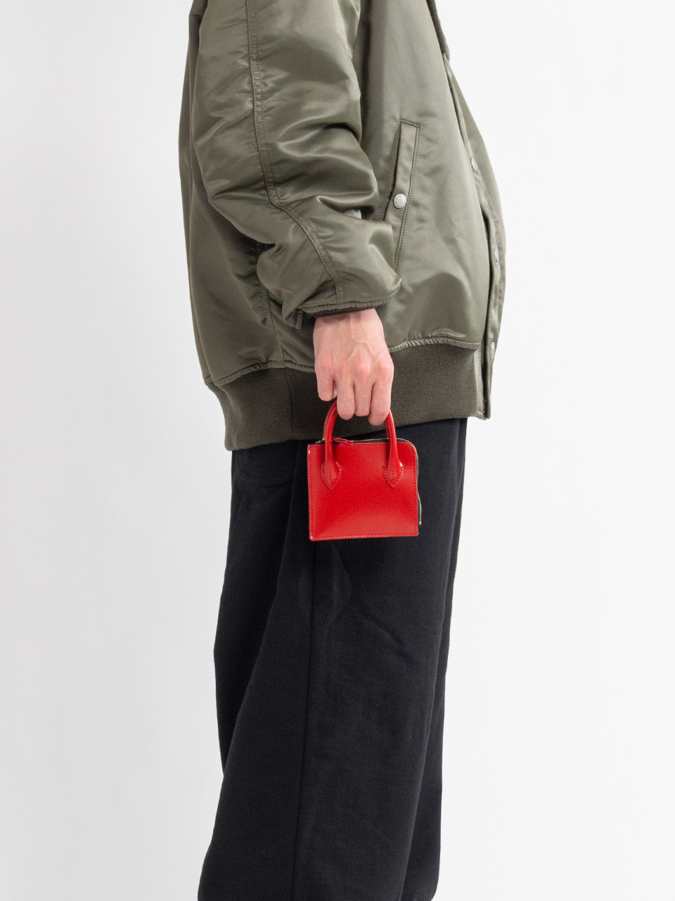 ZIP AROUND WALLET WITH HANDLE-ジップアラウンドウォレットウィズ