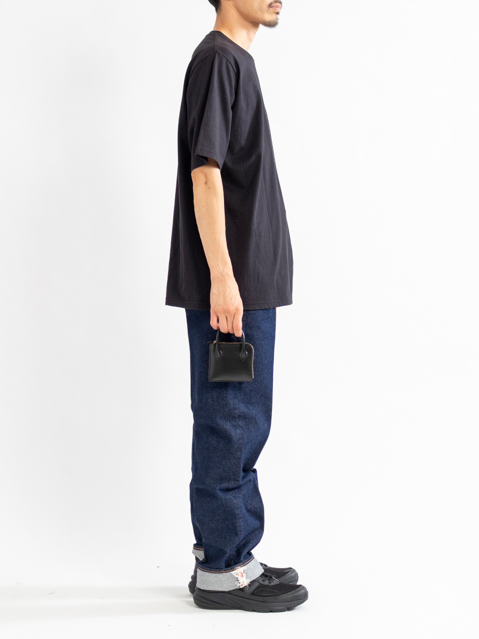 ZIP AROUND WALLET WITH HANDLE-ジップアラウンドウォレットウィズ