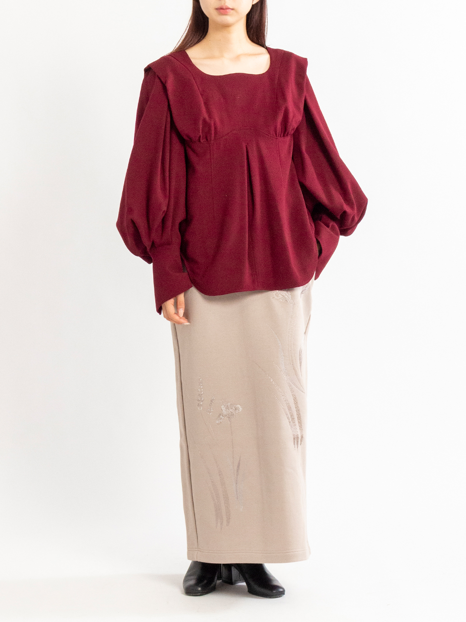 Floral Motif Embroidered Sweater Skirt-フローラルモチーフ