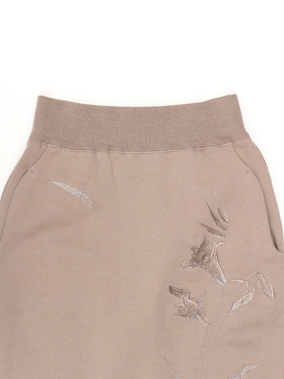 Floral Motif Embroidered Sweater Skirt-フローラルモチーフ