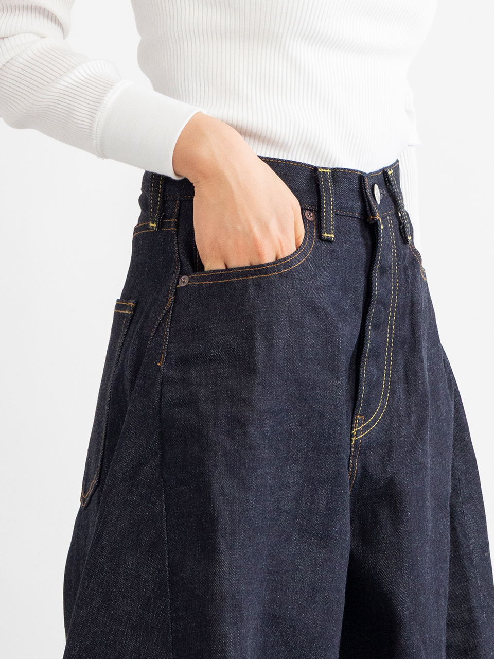DENIM SUPER WIDE LEG JEANS デニムスーパーワイドレッグジーンズ-HYKE