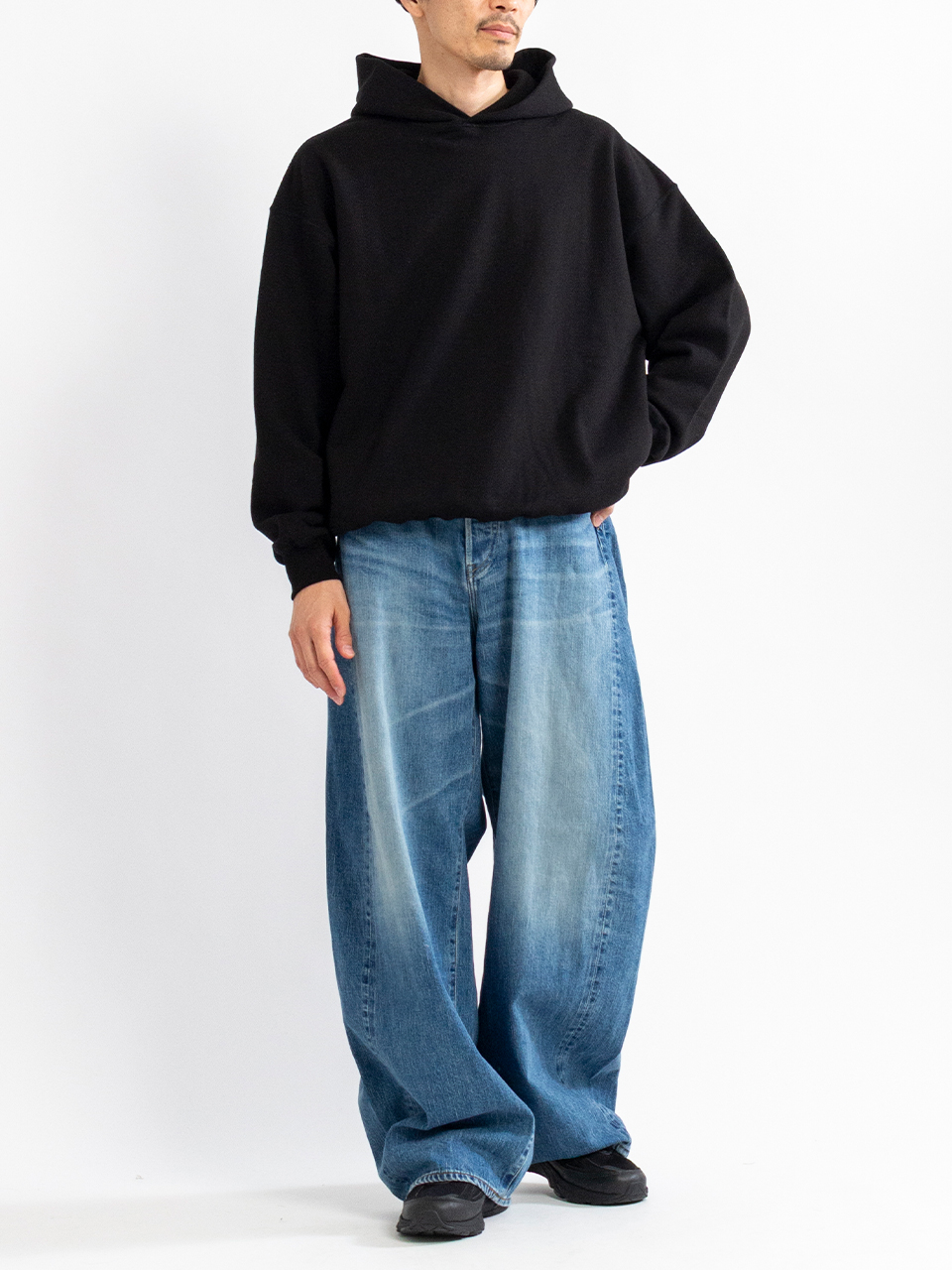 今季完売HYKE BARREL LEG JEANS バレルレッグデニム DENIM BARREL LEG JEANS-デニムバレルレッグジーンズ-HYKE