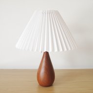 チークのテーブルランプ (M) / teak / 照明 / 北欧ヴィンテージランプ