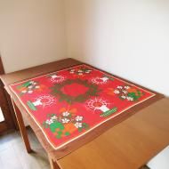 <img class='new_mark_img1' src='https://img.shop-pro.jp/img/new/icons12.gif' style='border:none;display:inline;margin:0px;padding:0px;width:auto;' />クリスマスのテーブルクロス /81×91【クリックポストOK】北欧ヴィンテージテキスタイル
