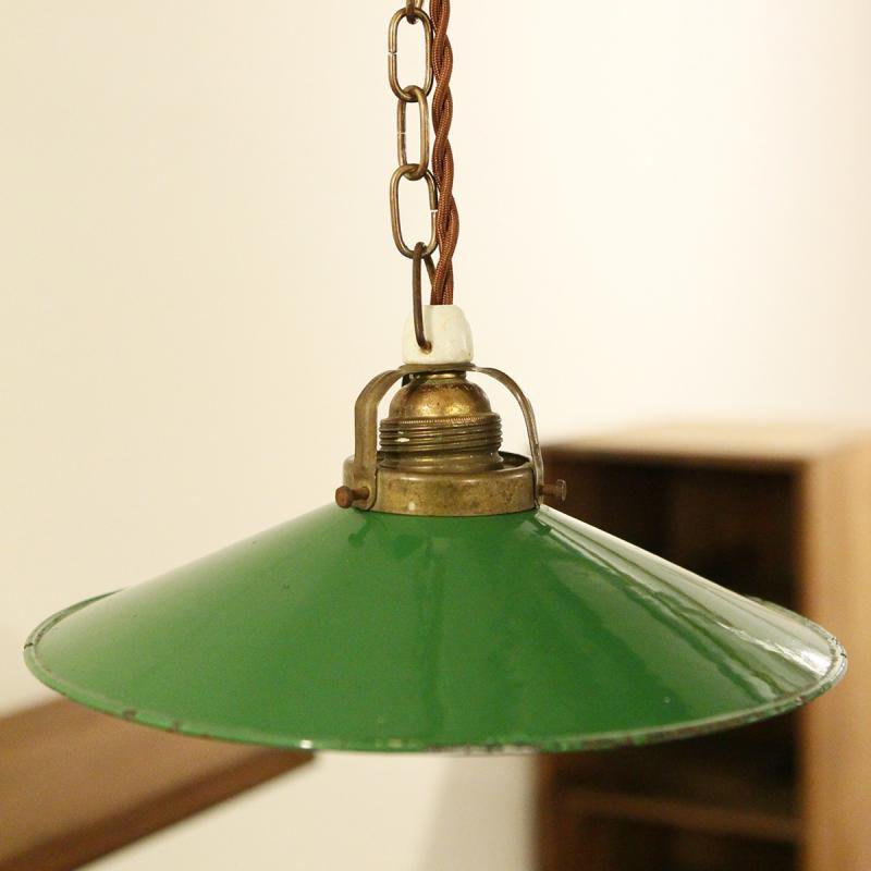 Enamel Lamp/ドイツで見つけた緑のエナメルランプ/琺瑯/ヴィンテージ