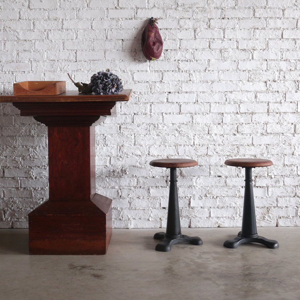 INDUSTRIAL SINGER STOOL | Another Life ― ANTIQUE FURNITURE＆NEW FURNITURE