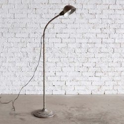 <img class='new_mark_img1' src='https://img.shop-pro.jp/img/new/icons47.gif' style='border:none;display:inline;margin:0px;padding:0px;width:auto;' />FARIES FLOOR LAMP