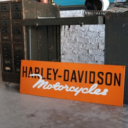 <img class='new_mark_img1' src='https://img.shop-pro.jp/img/new/icons61.gif' style='border:none;display:inline;margin:0px;padding:0px;width:auto;' />HARLEY DAVIDSON SIGN REPRODUCTION