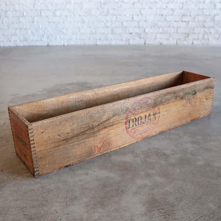 WOOD BOX