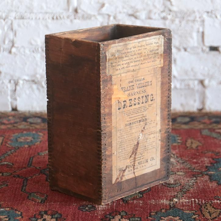WOOD BOX