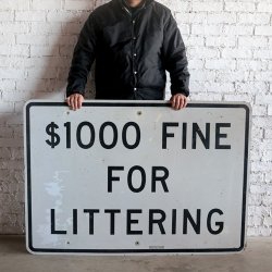 <img class='new_mark_img1' src='https://img.shop-pro.jp/img/new/icons14.gif' style='border:none;display:inline;margin:0px;padding:0px;width:auto;' />VINTAGE ROAD SIGN
