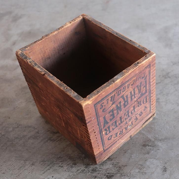WOOD BOX