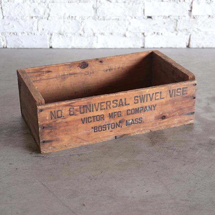 WOOD BOX