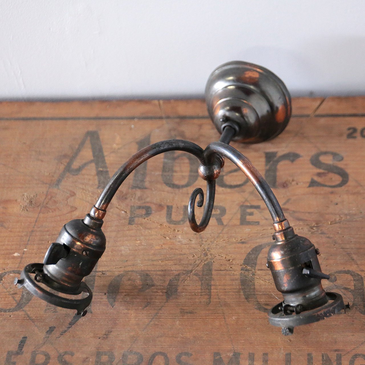 FARIES 2ARM WALL LAMP JAPANNED | Another Life ― ANTIQUE 