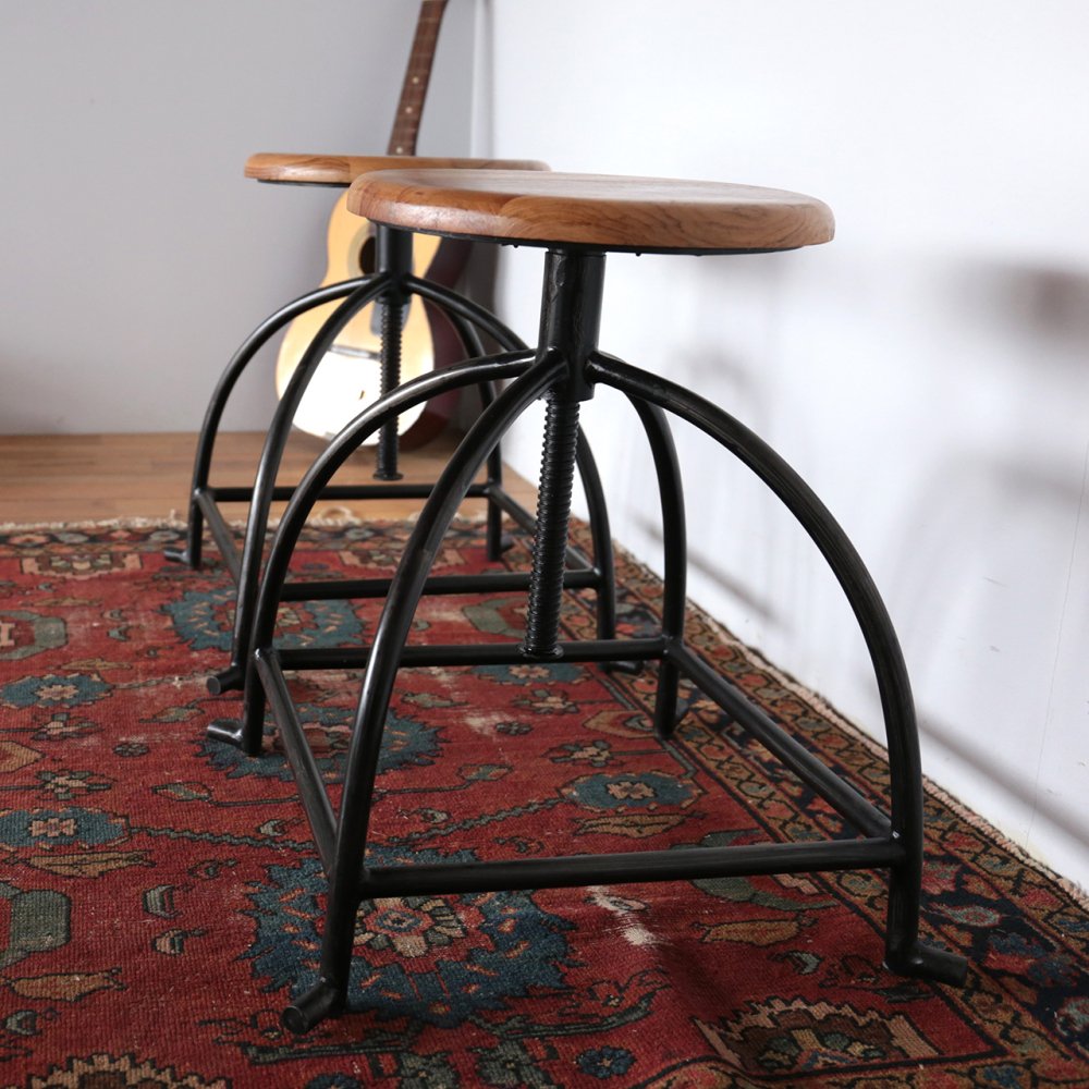 IRON ROUND STOOL | Another Life ― ANTIQUE FURNITURE＆NEW FURNITURE