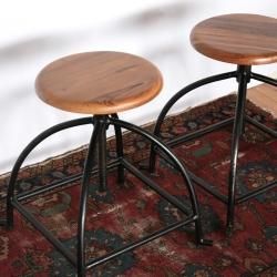 <img class='new_mark_img1' src='https://img.shop-pro.jp/img/new/icons6.gif' style='border:none;display:inline;margin:0px;padding:0px;width:auto;' />IRON ROUND STOOL