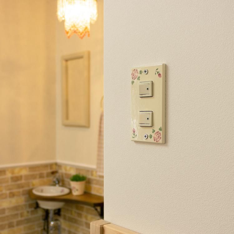 スイッチプレート マニー ホーロー ローズ2穴 - といれたす