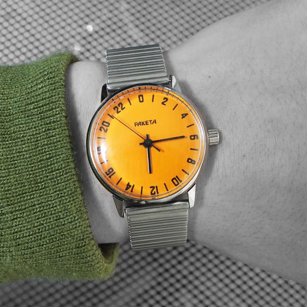 New Old Stock】RAKETA Russian Wrist Watch Orange Dial -24 hours movement- | ヴィンテージウォッチ - American Classics