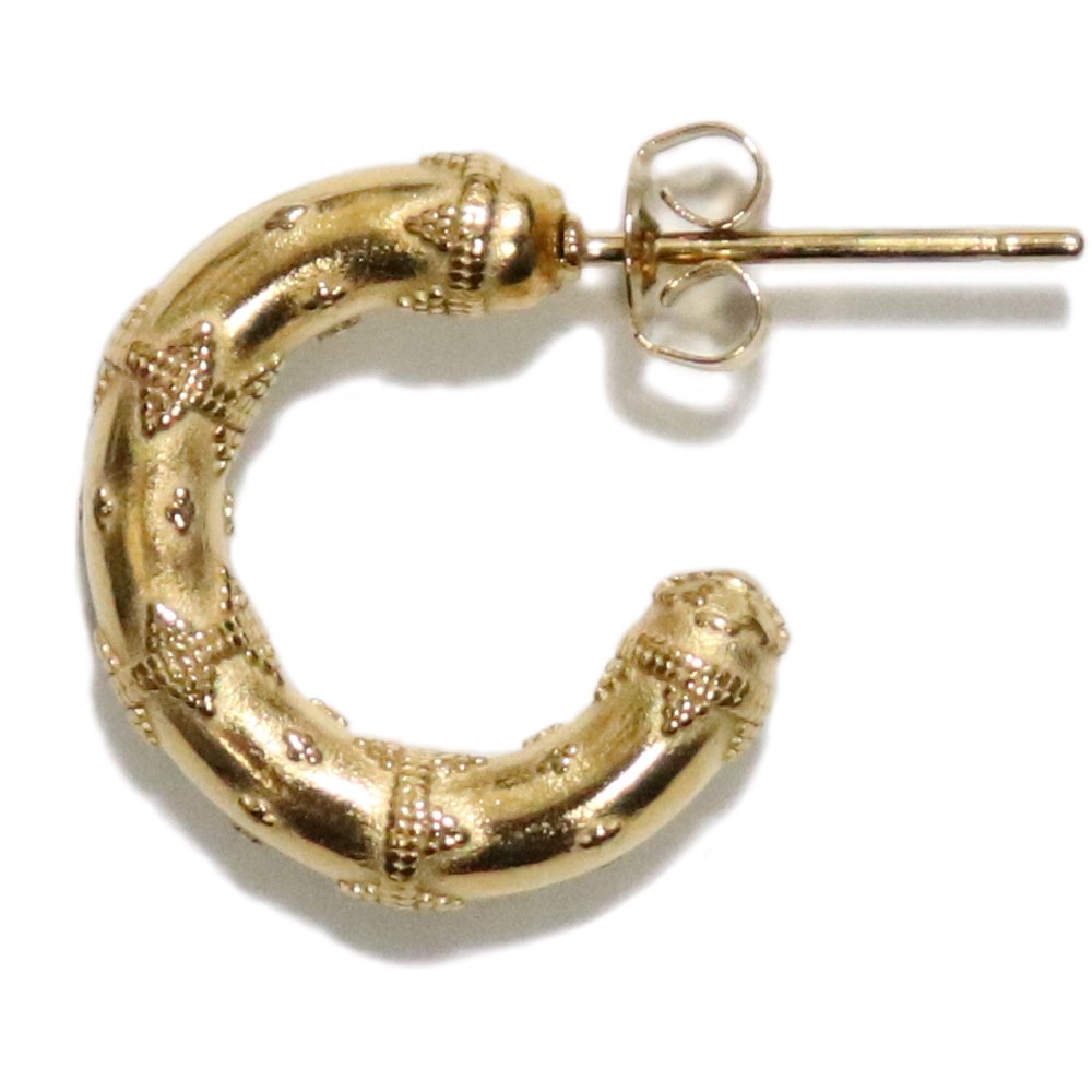 18K Gold-Plated Patterned Half Hoop Stud Earring -1 Pair-