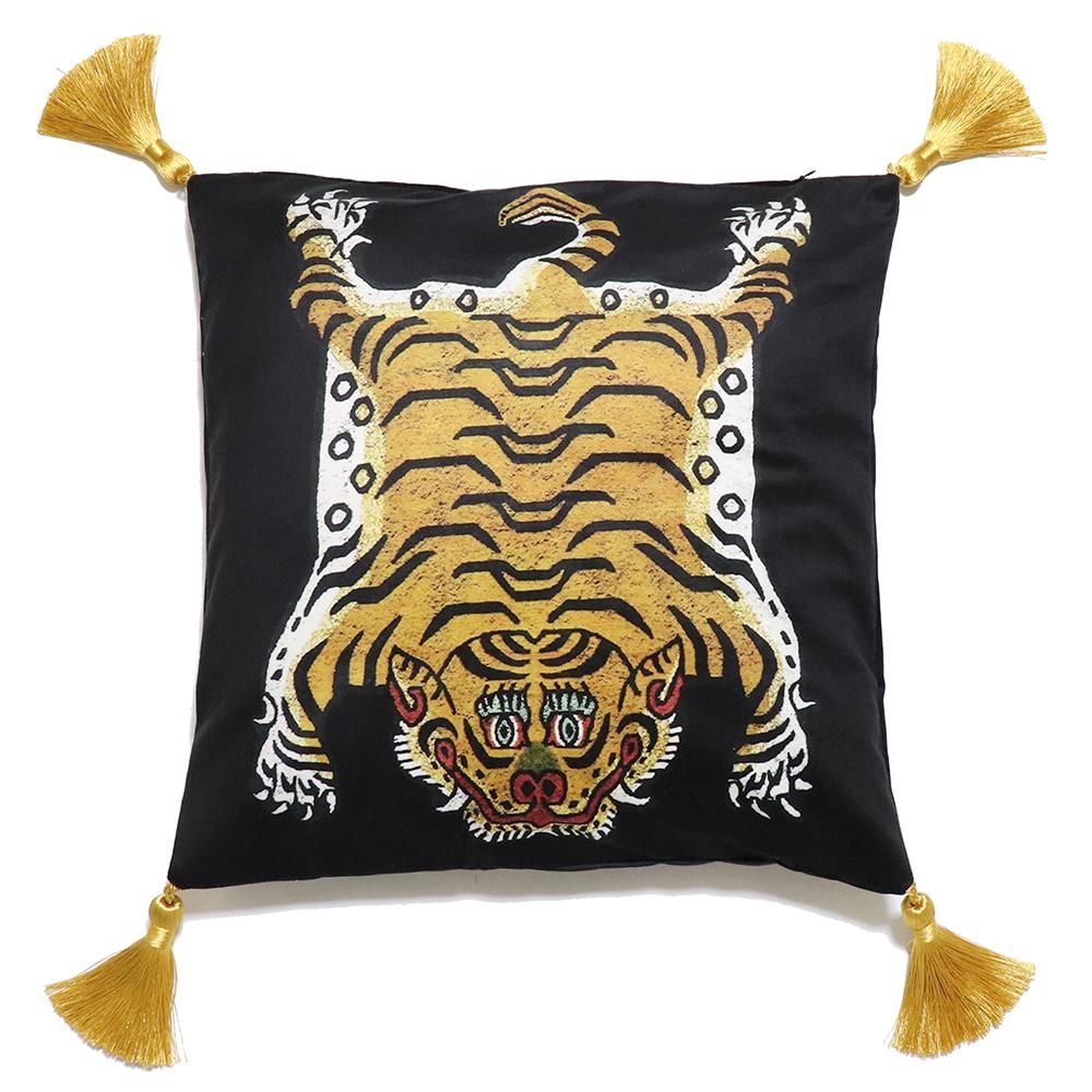 Tibetan Tiger Velvet Cushion Cover -Black-｜ チベタン