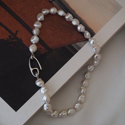 CLIP / Baroque Pearl Necklace2