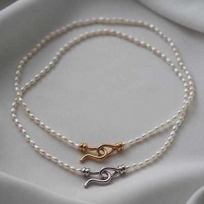 HOOK CHOKER / baroque pearl