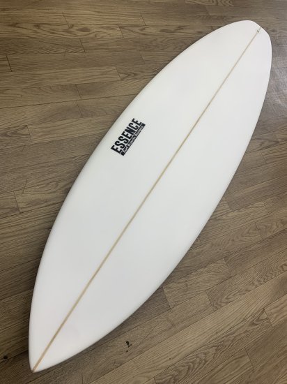【送料無料】ESSENCE SURFBOARD SHORT6.4フィン付（通販限定プライス！） - crossstylekochi【クロススタイル高知】
