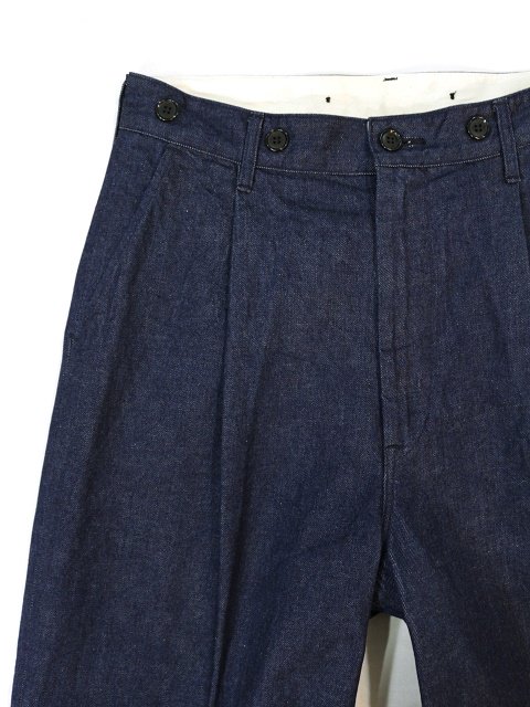 【H.UNIT】Denim crown size tuck trousers：メイン画像