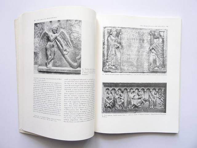 ロマネスク様式の彫刻作品写真集 - 洋書堂 ～おすすめの洋書の