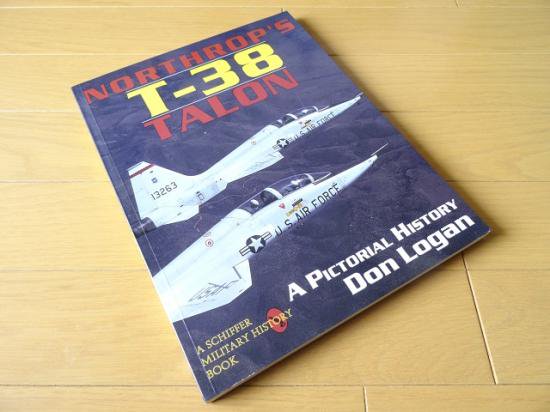 T-38 タロン写真集 - 洋書堂 ～おすすめの洋書のネット通販書店～